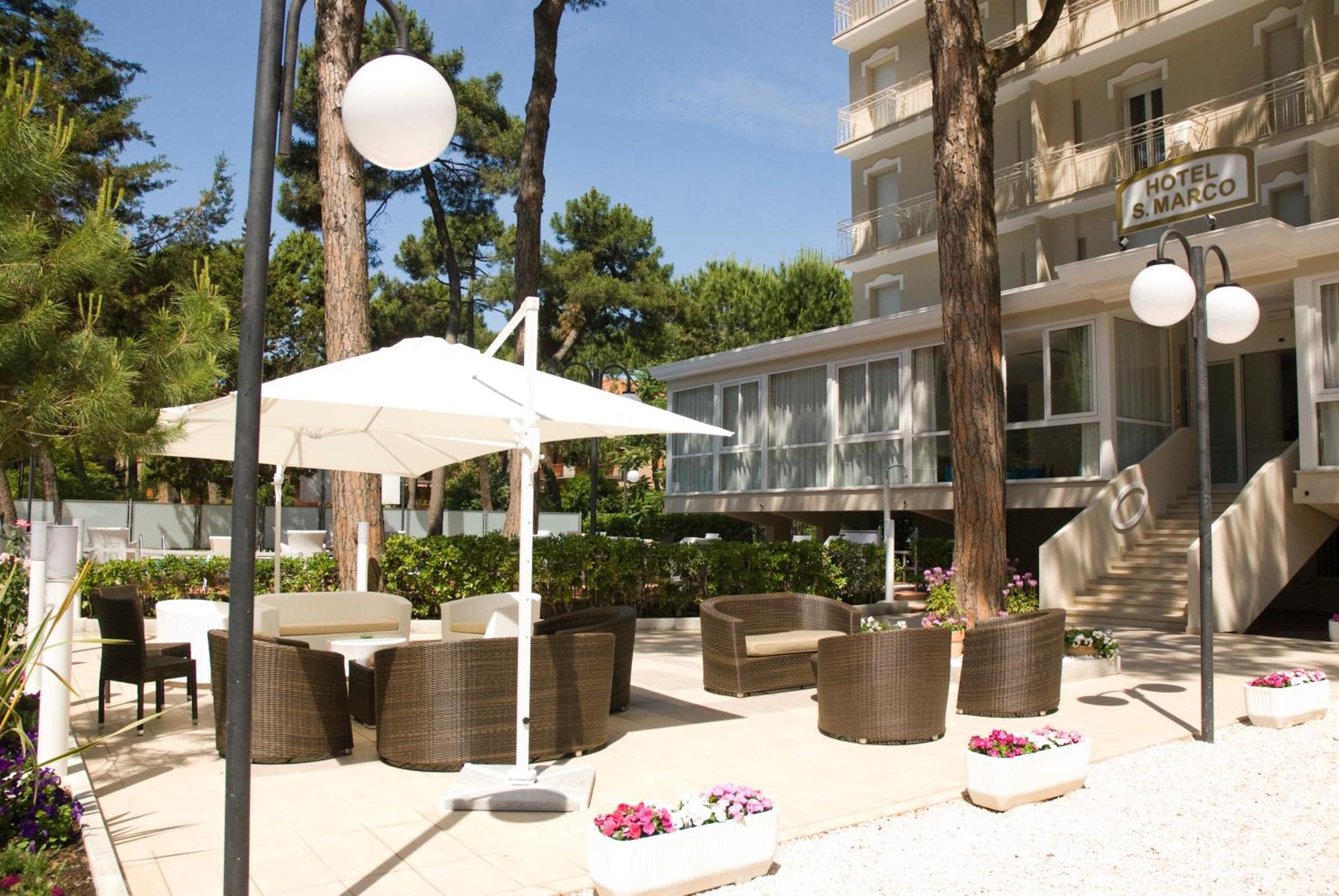 Hotel San Marco มิลาโน แมริตทิมา ภายนอก รูปภาพ