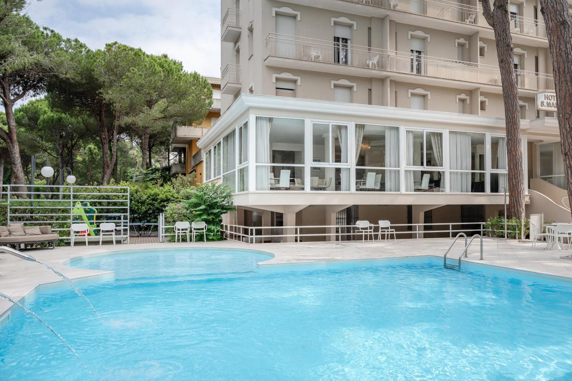 Hotel San Marco มิลาโน แมริตทิมา ภายนอก รูปภาพ