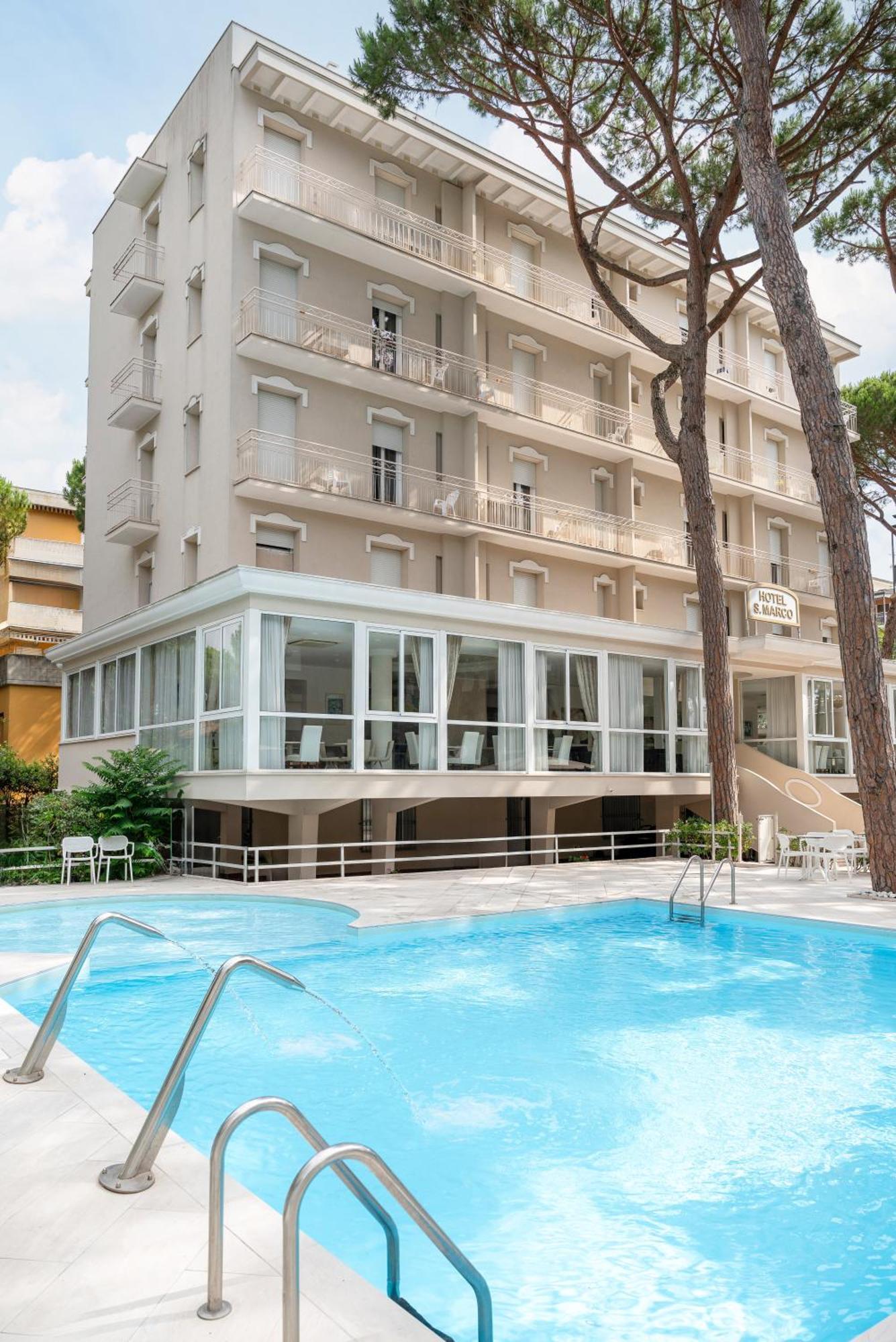 Hotel San Marco มิลาโน แมริตทิมา ภายนอก รูปภาพ