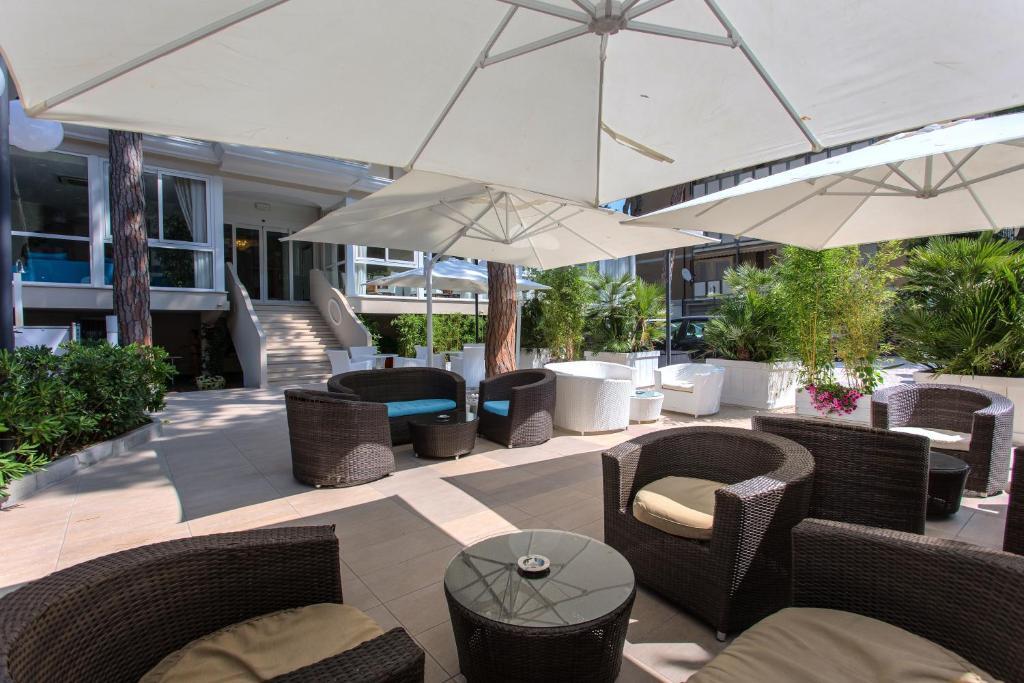 Hotel San Marco มิลาโน แมริตทิมา ภายนอก รูปภาพ