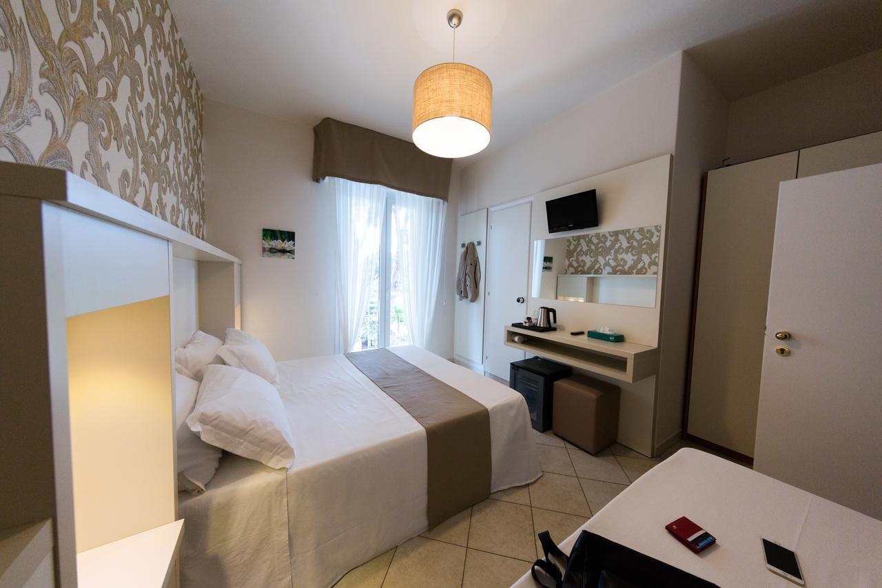 Hotel San Marco มิลาโน แมริตทิมา ภายนอก รูปภาพ